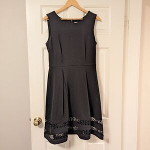 Black Sleeveless Dress